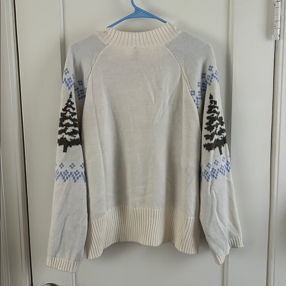Disney Gray and Blue Skiing Mickey Mouse Graphic Crewneck Sweater - Picture 4 of 4